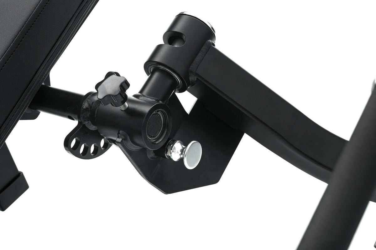 Chest fly connection and adjustment detail
